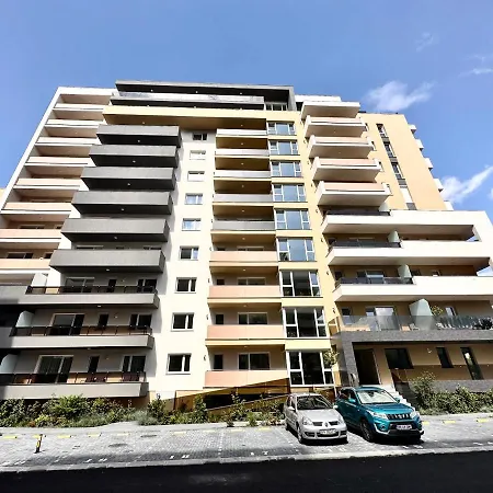 Urban Plaza Astra - Rise Private Apartments & Suites Braşov Extérieur photo