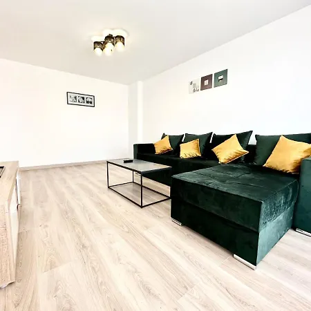 Urban Plaza Astra - Rise Private Apartments & Suites Braşov Extérieur photo