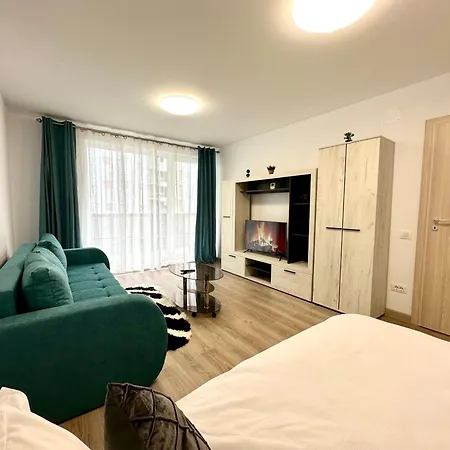 Urban Plaza Astra - Rise Private Apartments & Suites Braşov Extérieur photo