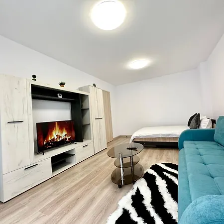 Urban Plaza Astra - Rise Private Apartments & Suites Braşov Extérieur photo