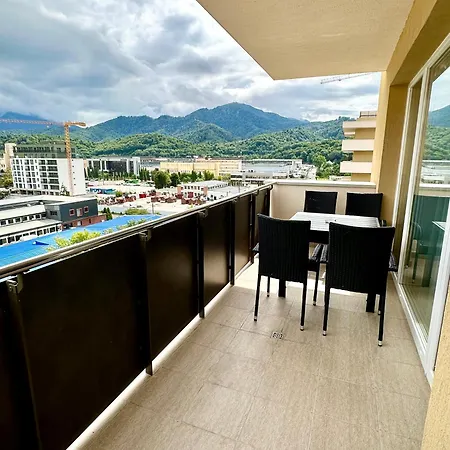 Urban Plaza Astra - Rise Private Apartments & Suites Braşov Extérieur photo