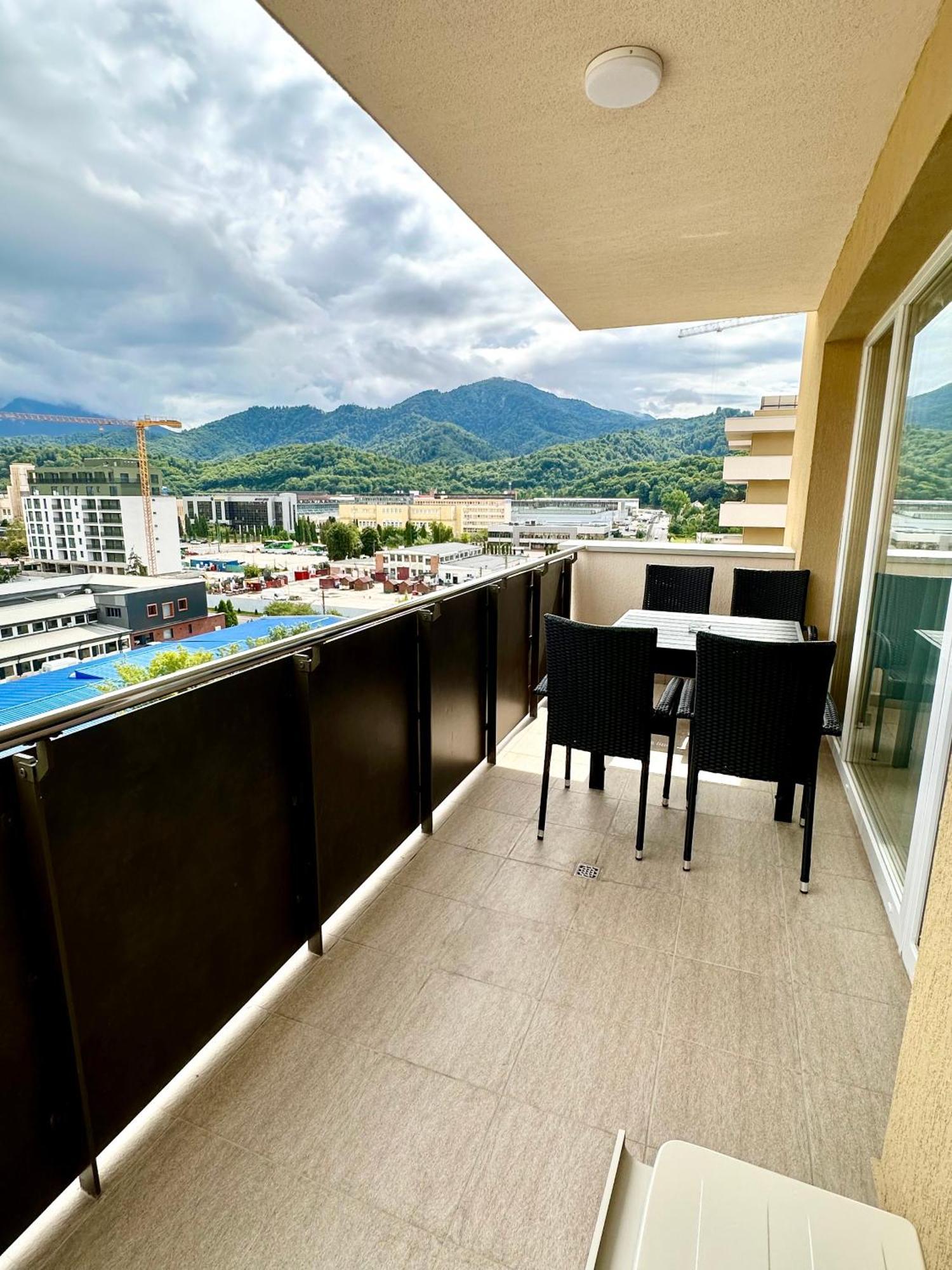 Apartment Urban Plaza Astra - Rise Private &